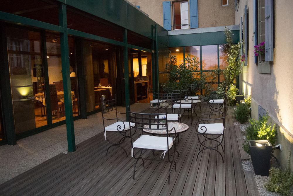 Hostellerie Les Chevreuils Lausanne Exterior foto