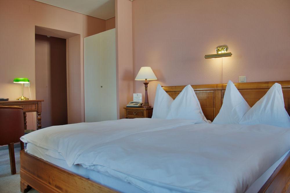 Hostellerie Les Chevreuils Lausanne Exterior foto